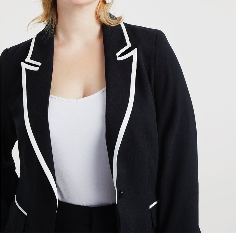 Eloquii Contrast Collar Blazer